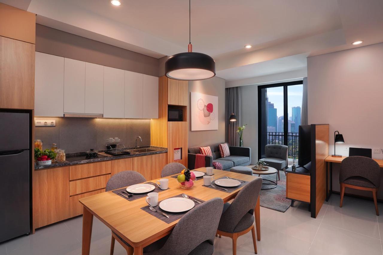 Citadines Gatot Subroto Джакарта Экстерьер фото